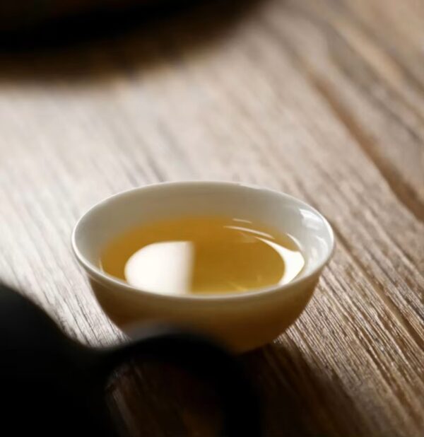 шен пуэр Yi Wu Zheng Shan MaHei 2022 gushu 500g nC359 — изображение 5